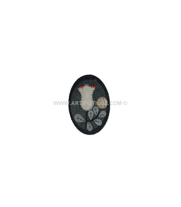 FELT CAMEO BROOCH FLOWER