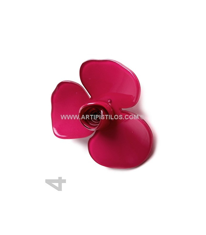 FLOWER BROOCH