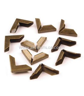 CORNER PROTECTOR FOR HANDBAGS