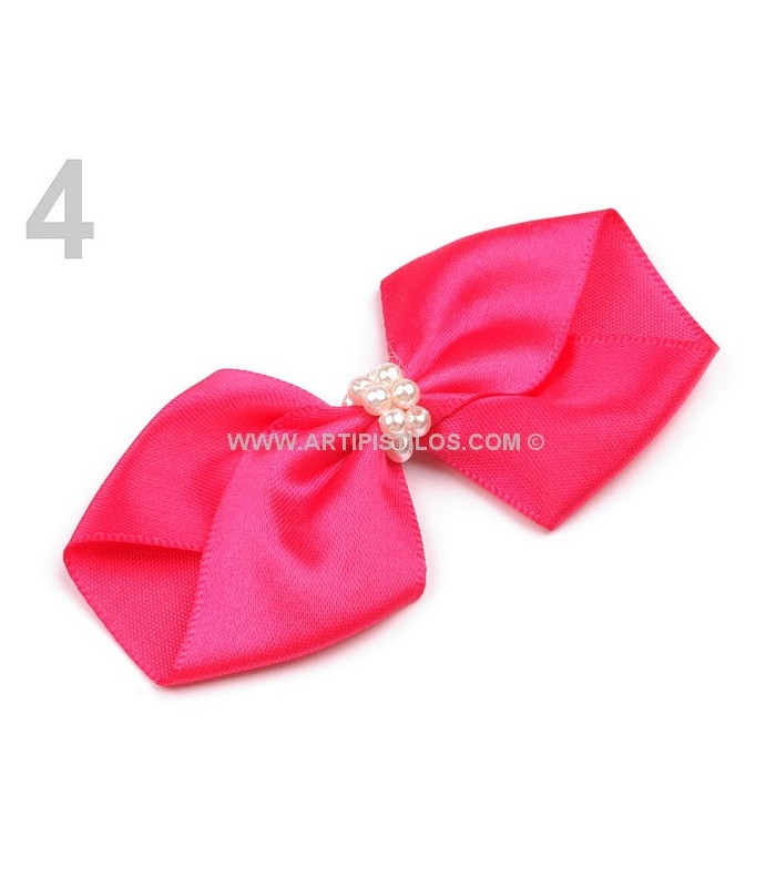 SATIN TIE WITH PEARLS