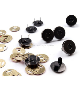 MAGNETIC BUTTON 18 MM.