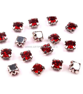 CHATON FACETD WITH METAL 4,5 MM.