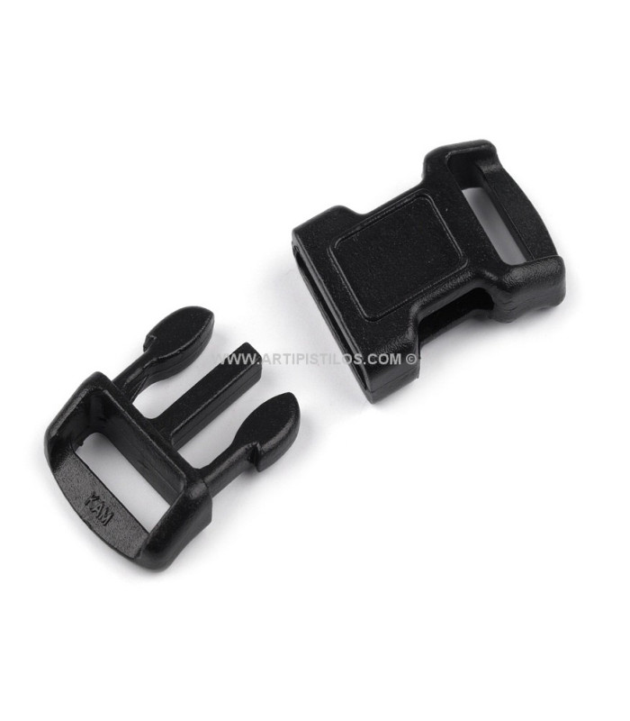 Fivela pequena de plástico