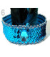 Tiara de lantejoulas com pena