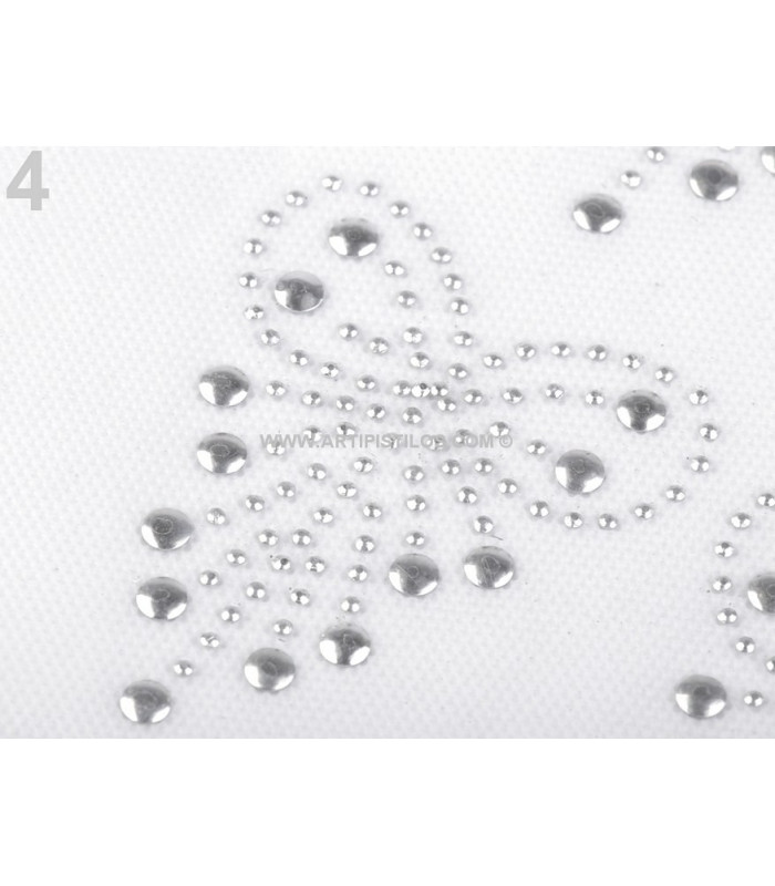 APLICACIONES TERMOADHESIVAS (Modelos: Corazones y mariposa)