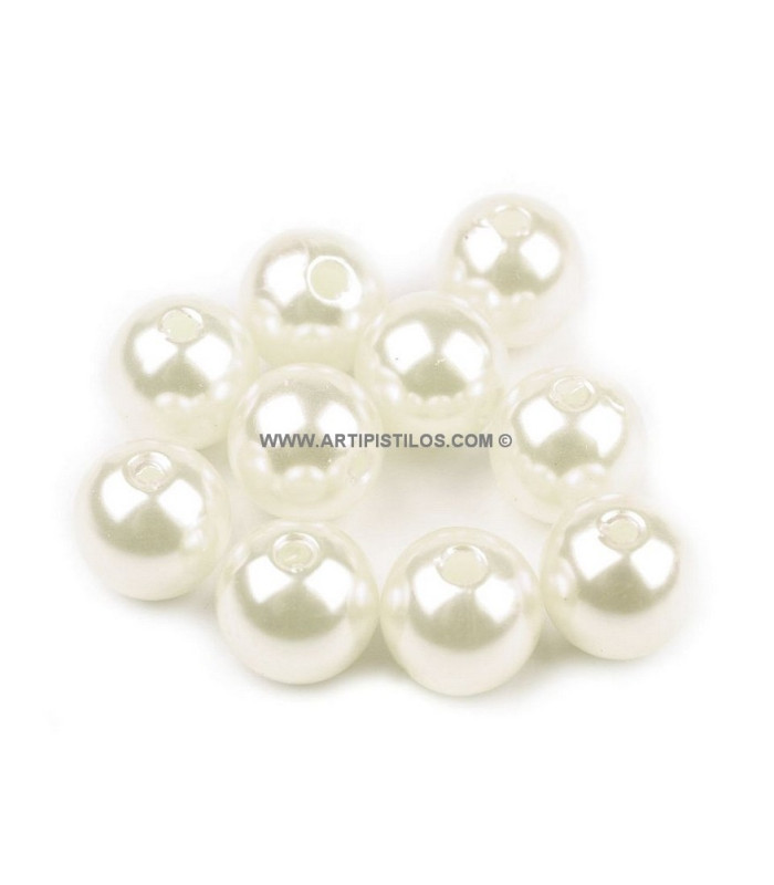 BAG OF PLASTIC BEADS 10 MM.