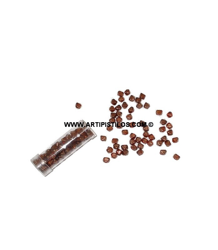 PYRAMID BEADS 6 MM.