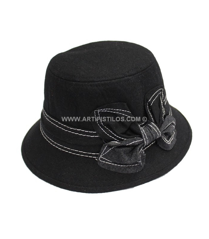 GORRO SEÑORA CON LAZO