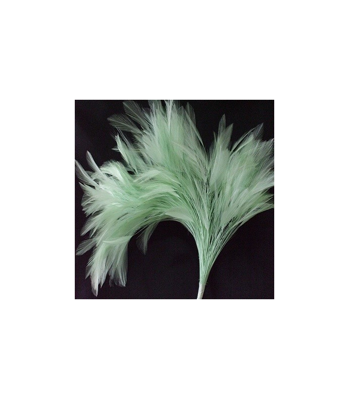 MONTAJE DE PLUMAS DE GALLO