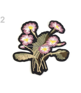 APLICACIÓN TERMOADHESIVA FLORAL