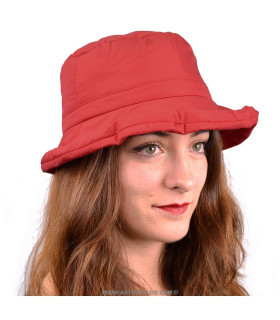 Waterproof lady hat "CADAVEDO"
