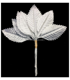 Bouquet Of 12 Sheets Of Satin White