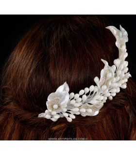 Headpiece For Bride Cygnus Like In The Picture - nacre