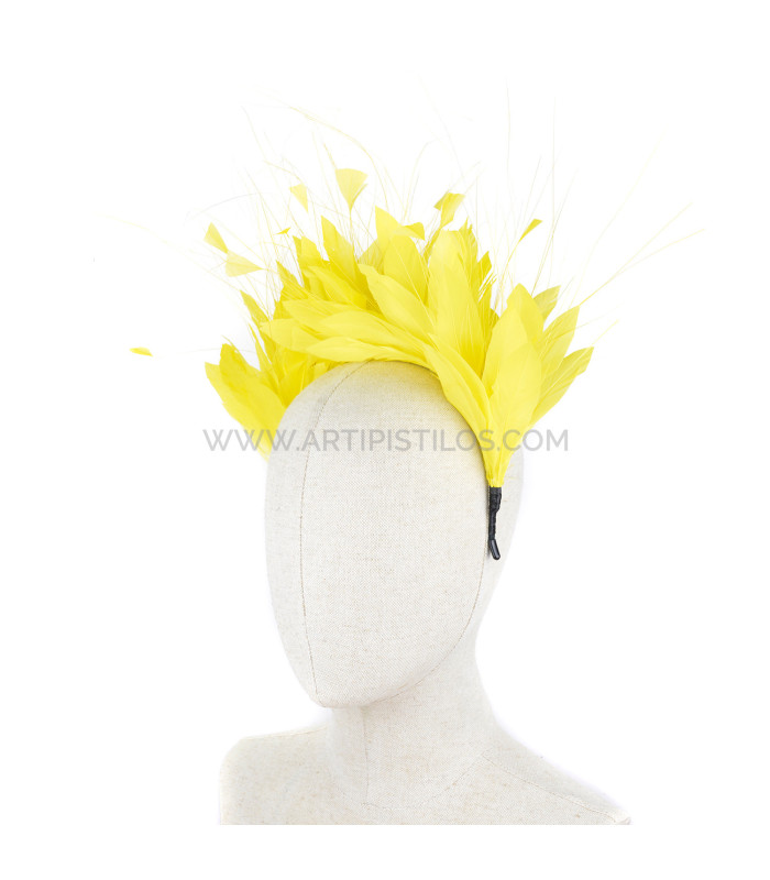 HEADPIECE WITH FEATHERS OF ROOSTER/OSTRICH/GOOSE "LINA".