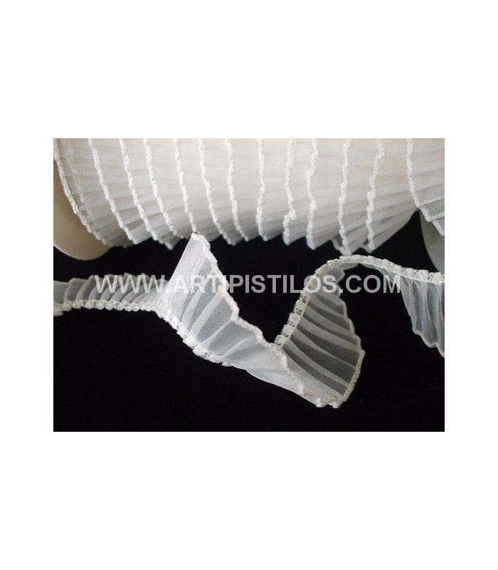 PLEATED ORGANDY 3 CMS.