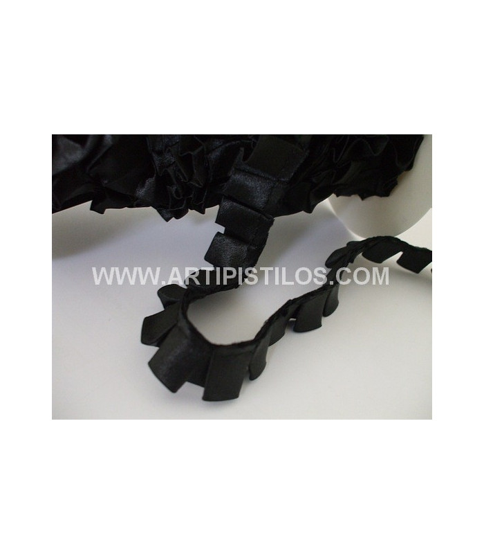 SATIN PLEATED RIBBON BIAS 2 CMS.