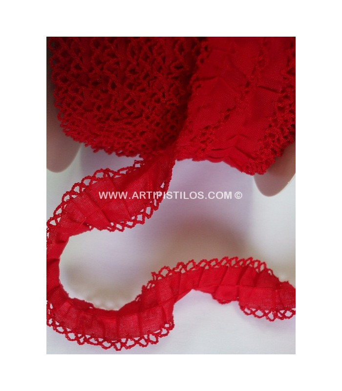 CROCHET THREAD LACE