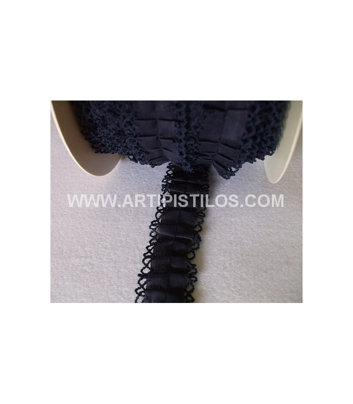 CROCHET THREAD LACE