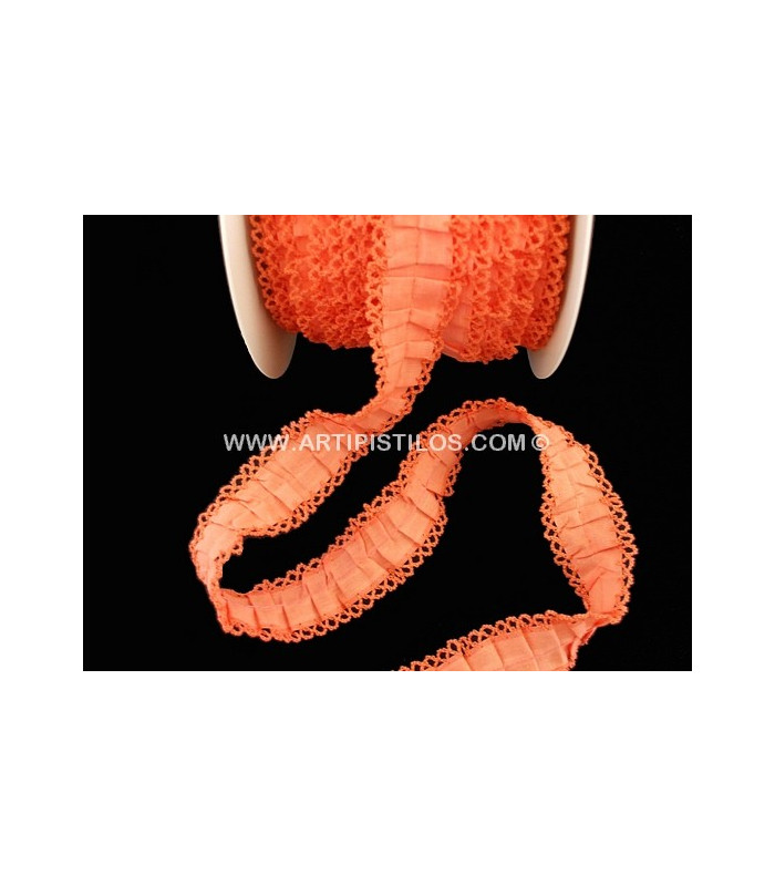 CROCHET THREAD LACE