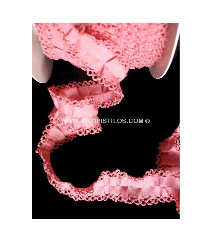 CROCHET THREAD LACE