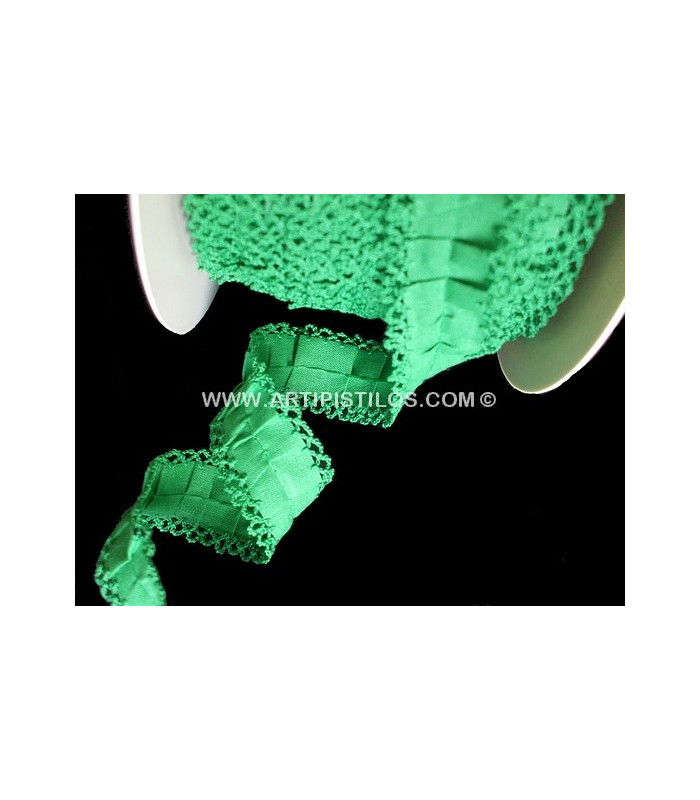 CROCHET THREAD LACE