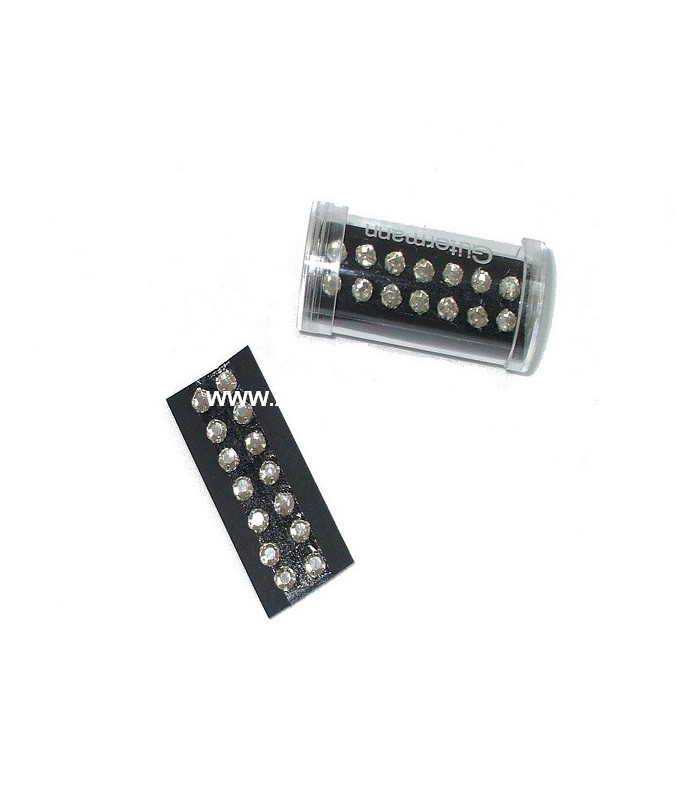 CRYSTAL STRASS BUTTON 5 MM.