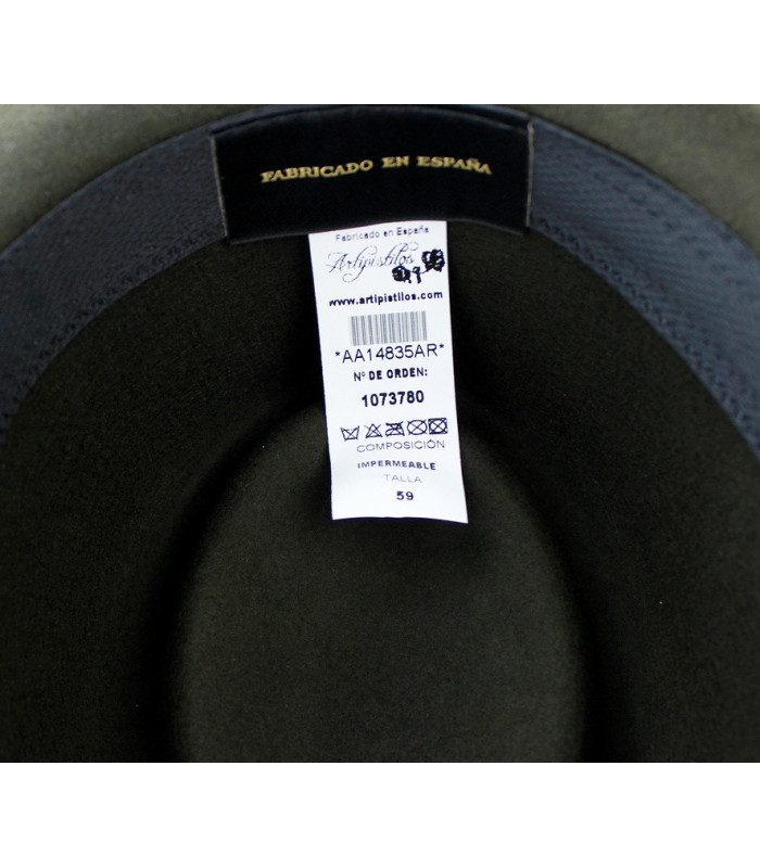WATERPROOF MEN'S HAT "VITO"