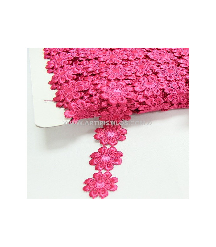 GUIPUR FLOWER