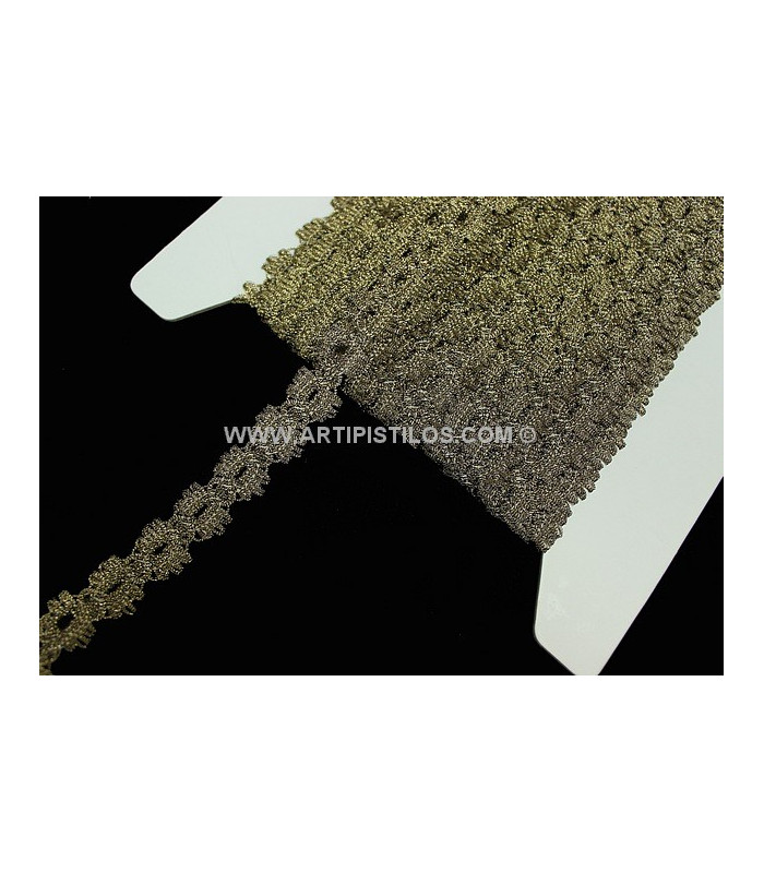 VINTAGE RIBBON METALLIC THREAD