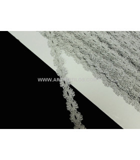 VINTAGE RIBBON METALLIC THREAD