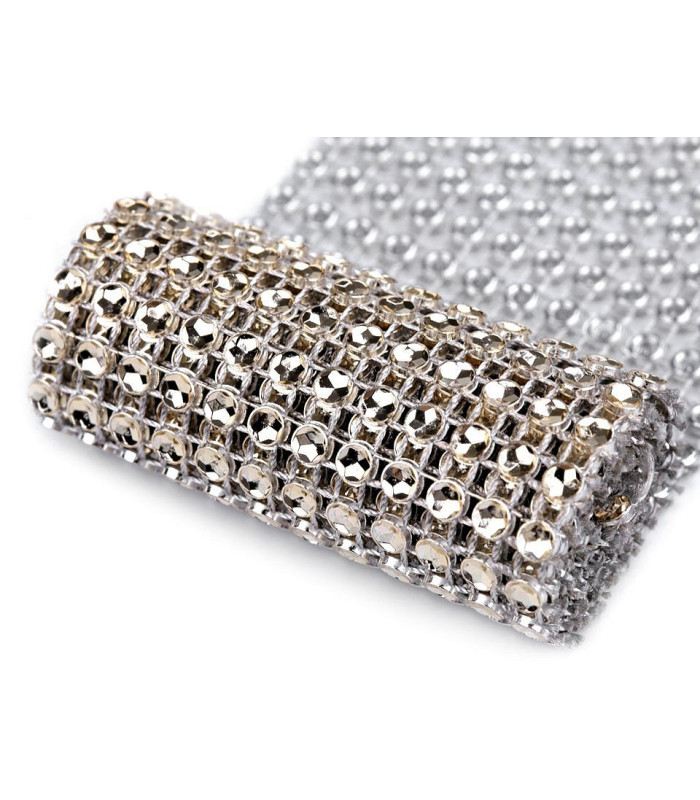 Aplicação de strass