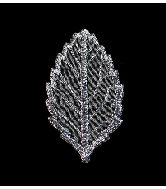 Embroidered leaf 2 x 5cm
