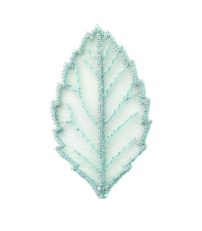 Embroidered leaf 2 x 5cm