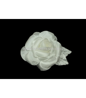 Flor De Tela "rose" Marfil 12 Cms. Diametro - color