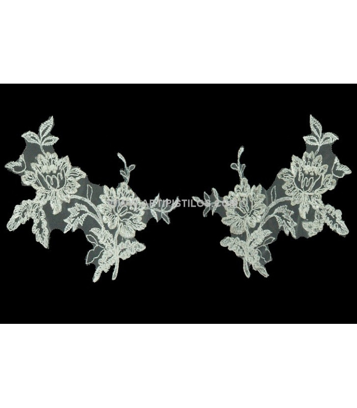 APPLICATION FLORAL EMBROIDERED