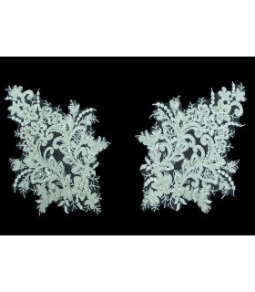 FLORAL APPLICATION WITH ROCAILLE AND CRYSTAL