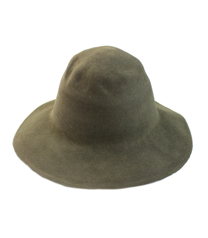 Stiffened felt capeline 31-35 cms. x 120g