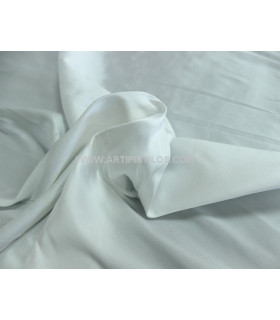 TAFFETA FINE POLYESTER 100 % 1 MT. X 135 CMS.