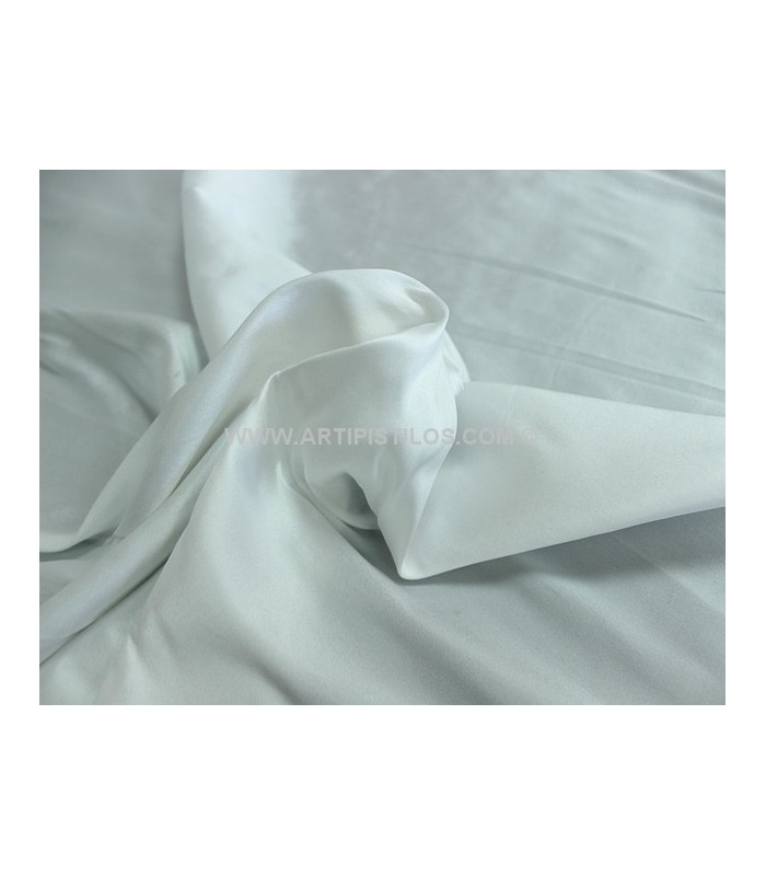 TAFFETA FINE POLYESTER 100 % 1 MT. X 135 CMS.