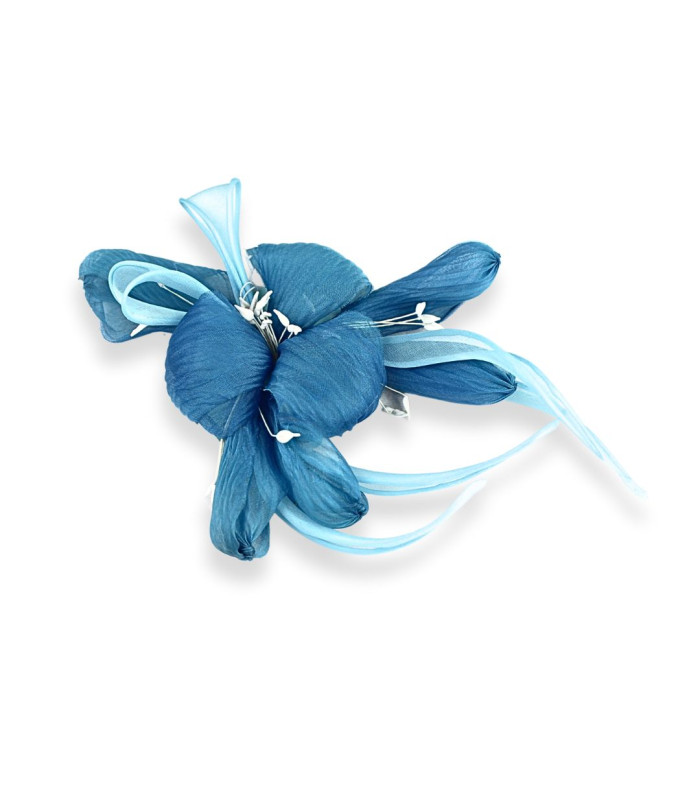 ORGANZA FLOWER WITH STAMENS