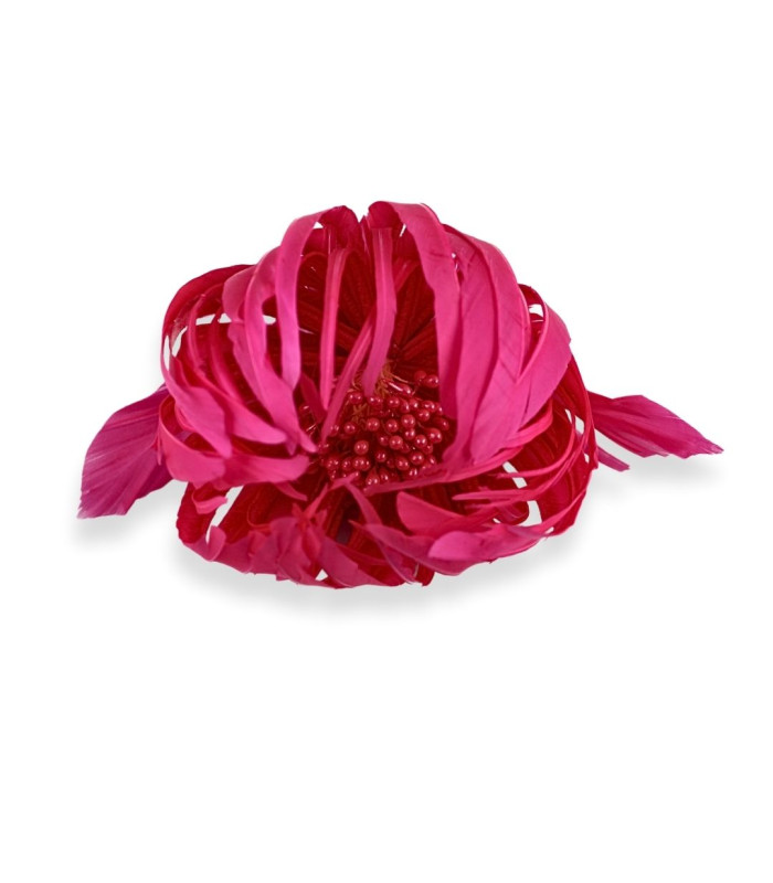 FLOR DE PLUMAS DE OCA CON PISTILOS