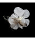 FLOR DE ORGANZA CON PLUMAS DE FAISÁN Y GALLINA DE GUINEA