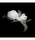 RAMILLETE DE ORGANZA CON PLUMAS DE FAISÁN Y GALLINA DE GUINEA
