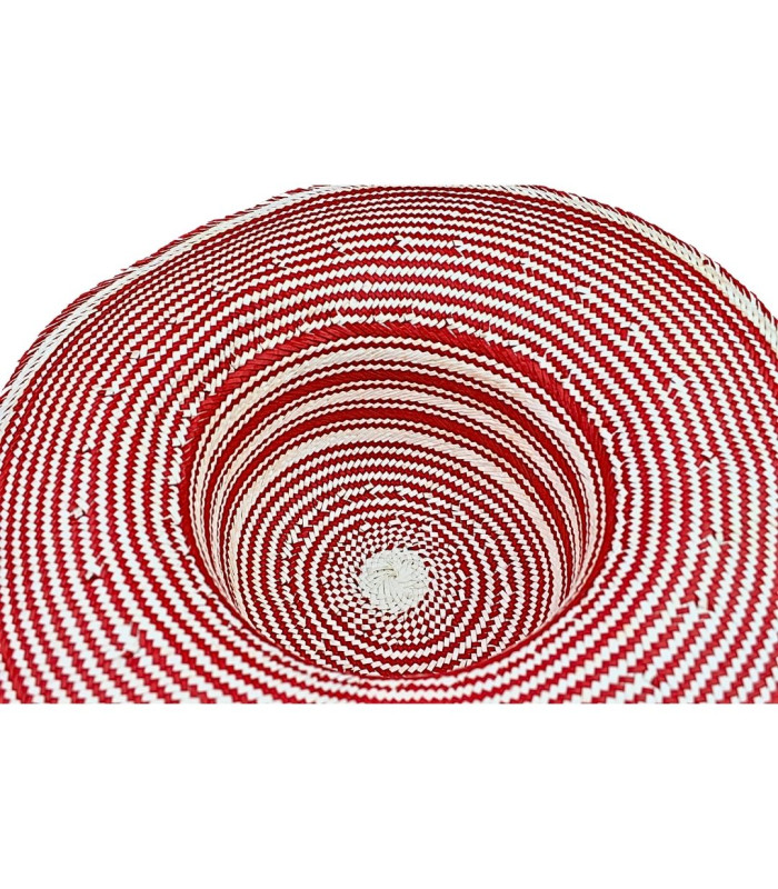 CAPELINE AUS PAPIERFASER MIT GEFLOCHTENEM FINISH