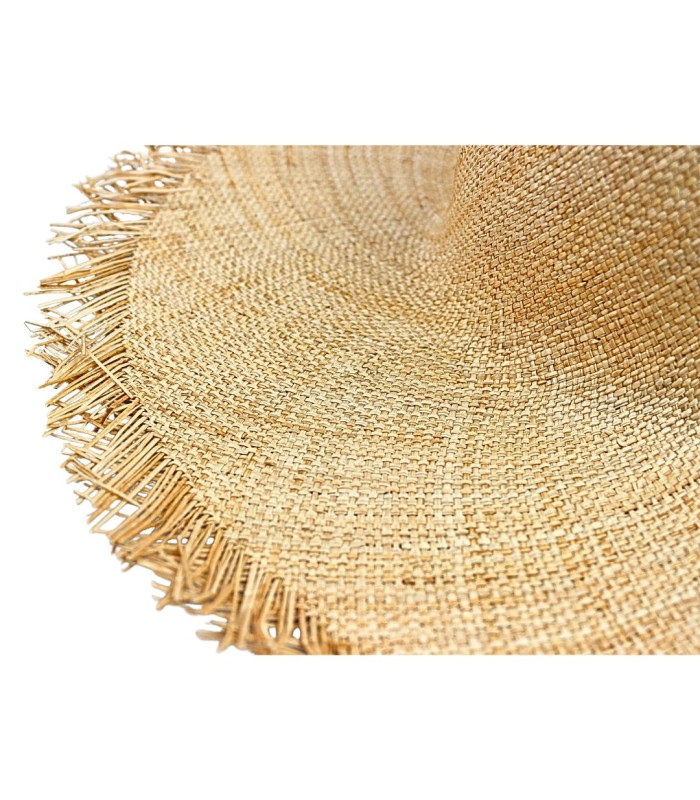 CAPELINA TRANÇADA DE FIBRAS VEGETAIS – ACABAMENTO COM FRANJAS