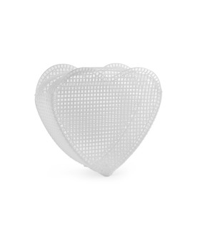 PLASTIC GRID IN THE SHAPE OF A HEART
