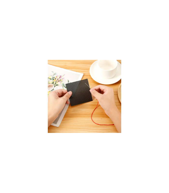 PLASTIC CANVAS GRID FOR CROSS STITCH (10.8 X 10.8 CM)