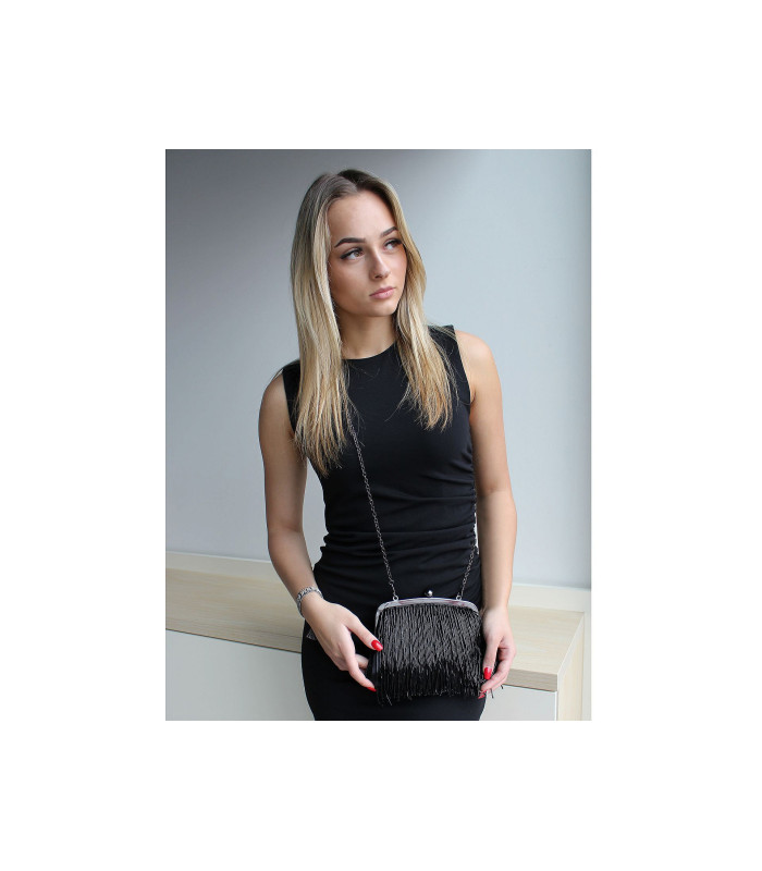 ABENDTASCHE AUS SATIN MIT PERLENFRANSEN
