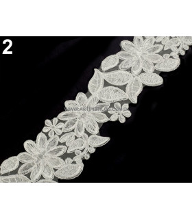 EMBROIDERED FLORAL APPLICATION 70 MM.