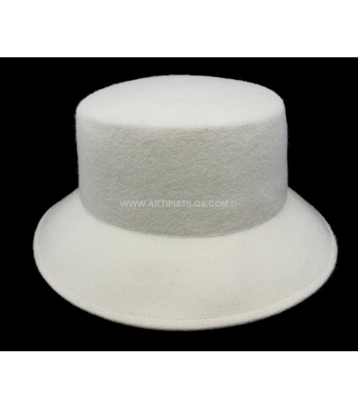 FELT HAT LAMP
